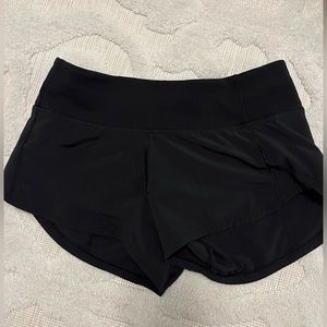 Lululemon Speed Up 2.5” short Black size 0